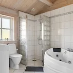 Anneli - 600m From The Sea By Interhome Feriehus