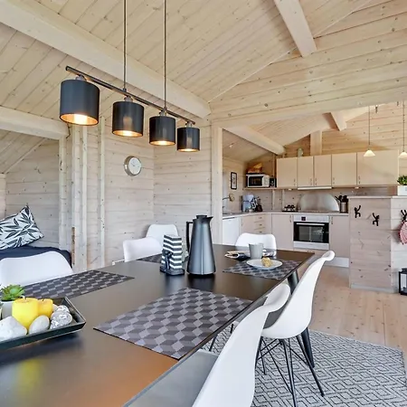 Feriehus Anneli - 600m From The Sea By Interhome Spodsbjerg